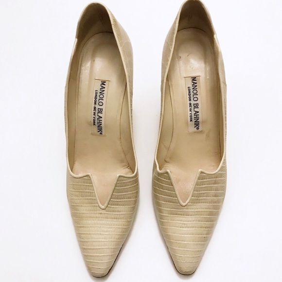 Vintage Manolo Blahnik Pumps - Picture 2 of 6